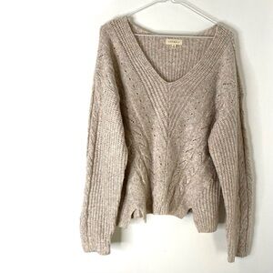 Promesa Neutral V-Neck Mixed Knit Sweater with Front Slits